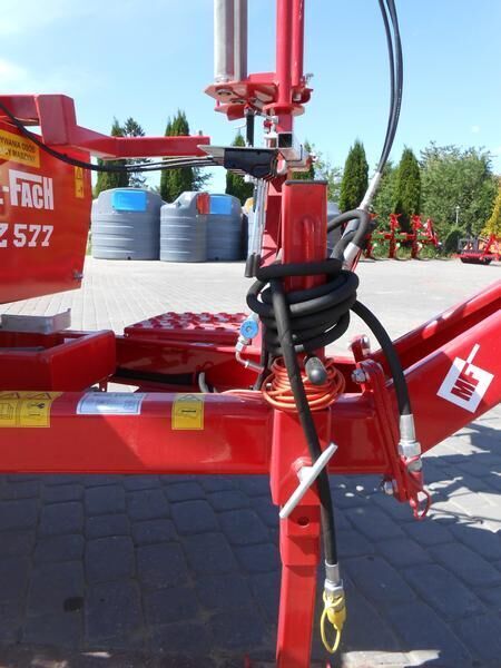 METAL-FACH Owijarka do bel Z577/ Samozaładowcza - Encintadora de pacas: foto 5 METAL-FACH Owijarka do bel Z577/ Samozaładowcza - Encintadora de pacas: foto 5