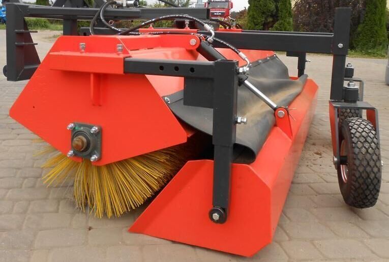 METAL-TECHNIK Zamiatarka 1,6/Sweeper - Barredora cucharón para Barredora vial: foto 5 METAL-TECHNIK Zamiatarka 1,6/Sweeper - Barredora cucharón para Barredora vial: foto 5