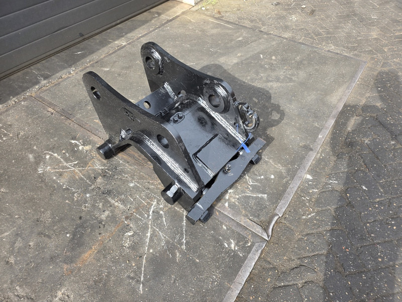 Hydr. snelwissel cw45s verachtert coupler verachtert cw45 - Acoplamiento rápido para Maquinaria de construcción: foto 2 Hydr. snelwissel cw45s verachtert coupler verachtert cw45 - Acoplamiento rápido para Maquinaria de construcción: foto 2