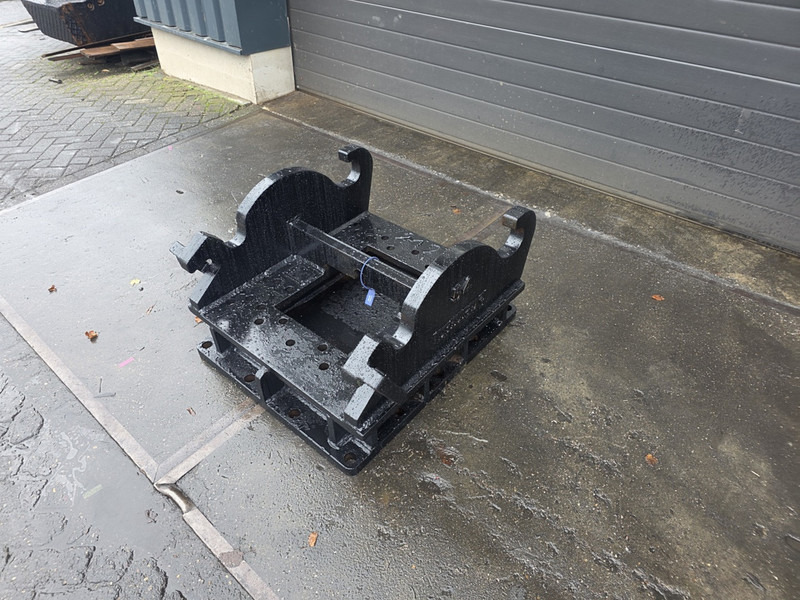 Kopplaat cw 45 breedt adaptor plate - Acoplamiento rápido para Maquinaria de construcción: foto 2 Kopplaat cw 45 breedt adaptor plate - Acoplamiento rápido para Maquinaria de construcción: foto 2