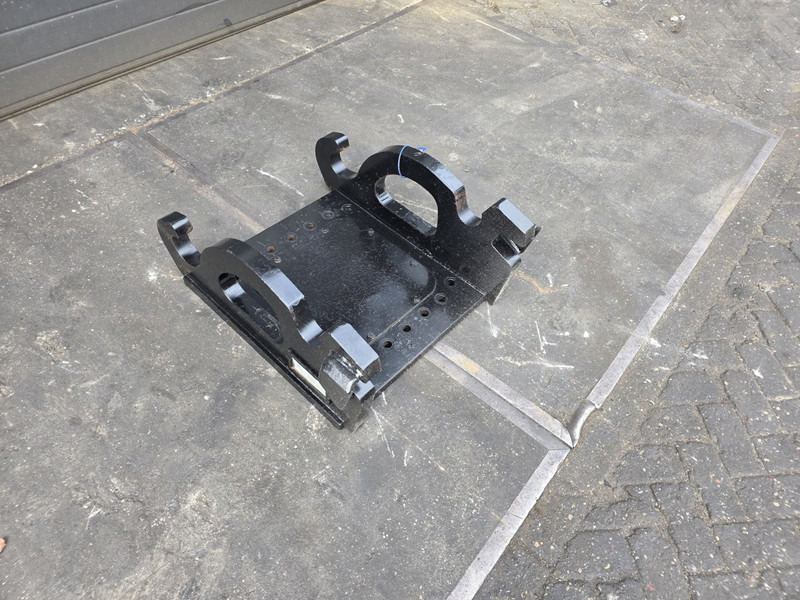 Kopplaat verachtert cw45s adaptor plate verachtert cw45s - Acoplamiento rápido para Maquinaria de construcción: foto 2 Kopplaat verachtert cw45s adaptor plate verachtert cw45s - Acoplamiento rápido para Maquinaria de construcción: foto 2