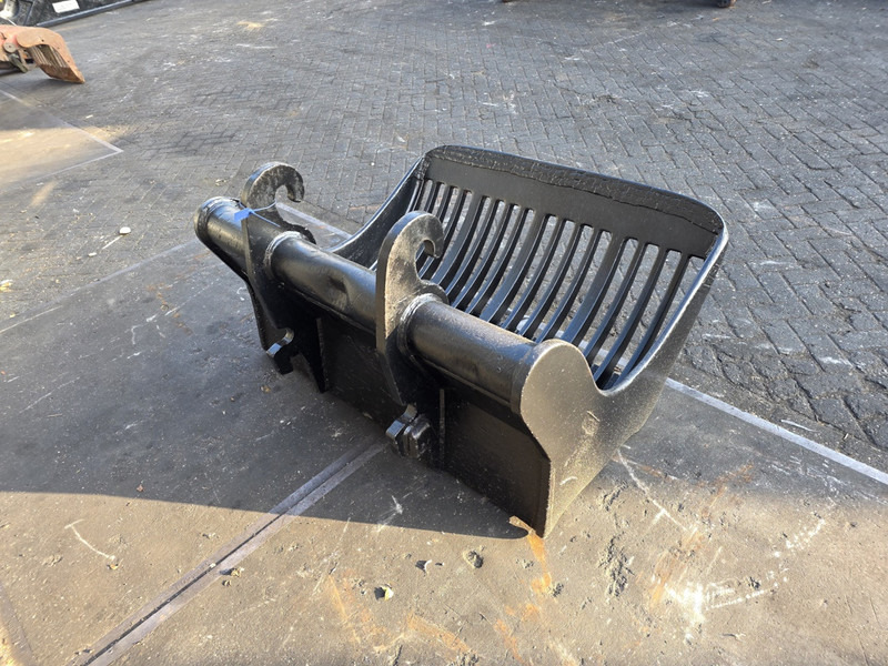 Puinbak cw30 cw 40 verachtert verachtert puinbak cw30 cw40 - Cazo para Maquinaria de construcción: foto 4 Puinbak cw30 cw 40 verachtert verachtert puinbak cw30 cw40 - Cazo para Maquinaria de construcción: foto 4