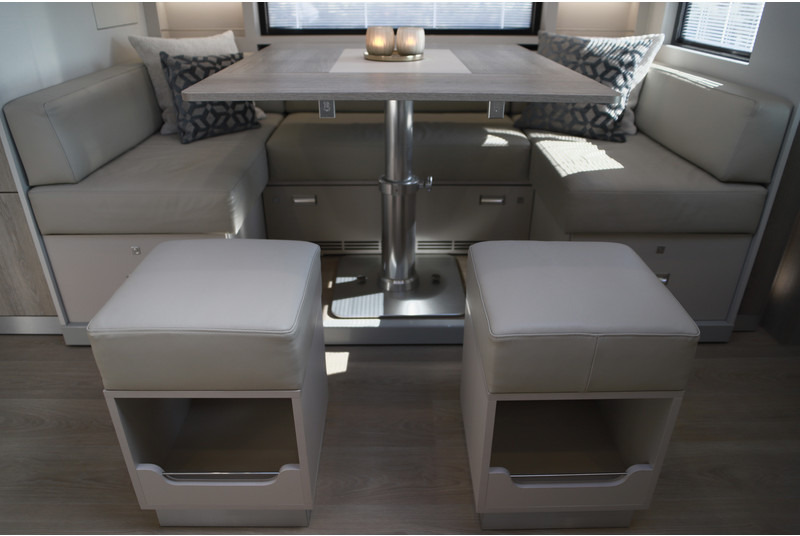 Mercedes-Benz ACTROS 2651 6X2 STX CAMPER POP-OUT MOTORHOME - Autocaravana: foto 5 Mercedes-Benz ACTROS 2651 6X2 STX CAMPER POP-OUT MOTORHOME - Autocaravana: foto 5