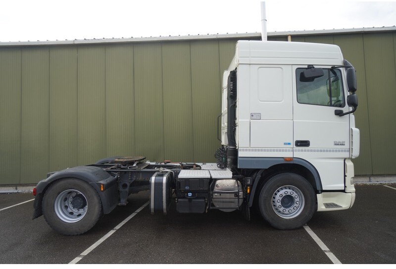 DAF XF 105.460 FT SPACECAB RETARDER PTO - Cabeza tractora: foto 2 DAF XF 105.460 FT SPACECAB RETARDER PTO - Cabeza tractora: foto 2