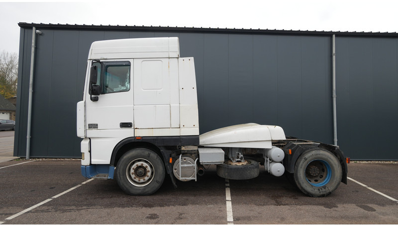 DAF XF 95.380 SC MANUAL GEARBOX EURO 3 - Cabeza tractora: foto 1 DAF XF 95.380 SC MANUAL GEARBOX EURO 3 - Cabeza tractora: foto 1
