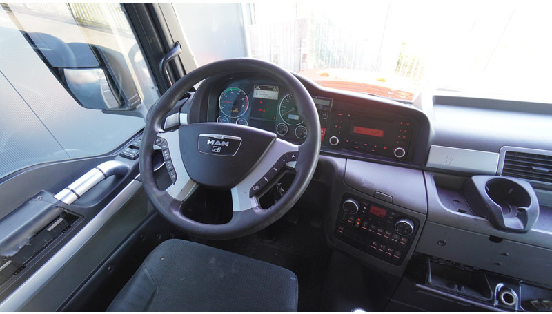 MAN TGX 33.480 6X4 EURO 5 MANUAL GEARBOX - Cabeza tractora: foto 5 MAN TGX 33.480 6X4 EURO 5 MANUAL GEARBOX - Cabeza tractora: foto 5