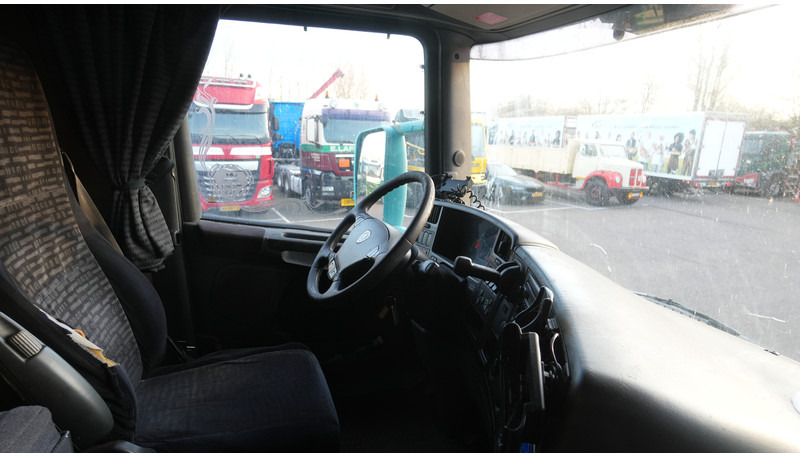 Scania R 420 3 PEDALS RETARDER - Cabeza tractora: foto 5 Scania R 420 3 PEDALS RETARDER - Cabeza tractora: foto 5