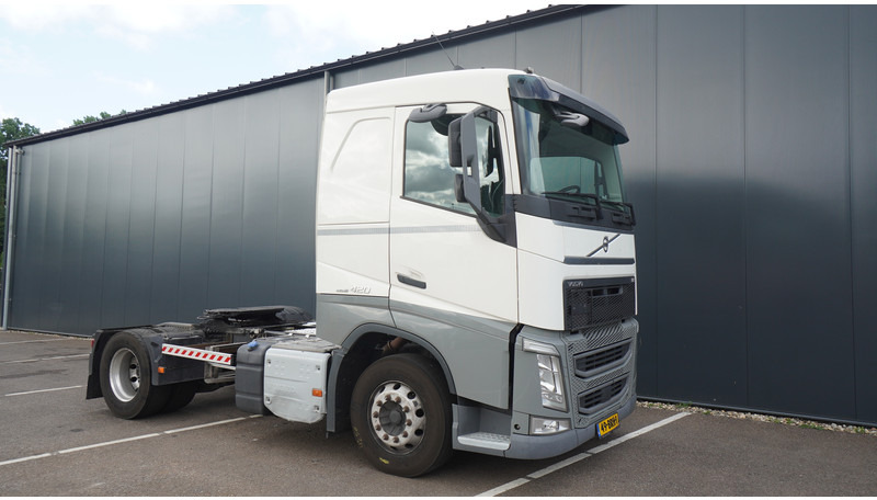 Volvo FH 420 ADR EURO 6 756.000KM - Cabeza tractora: foto 4 Volvo FH 420 ADR EURO 6 756.000KM - Cabeza tractora: foto 4