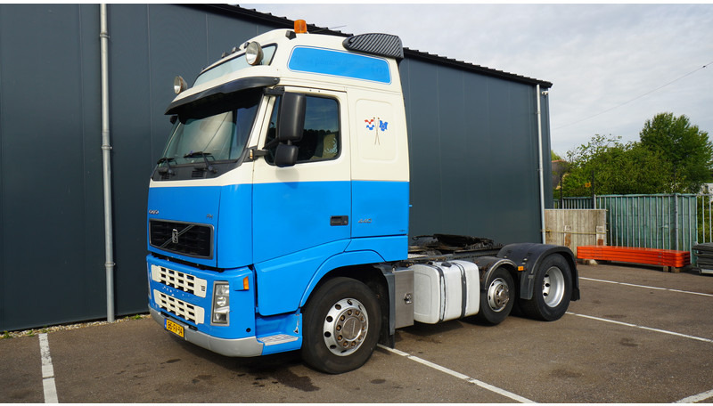 Volvo FH 440 6X2 GLOBETROTTER EURO 3 - Cabeza tractora: foto 3 Volvo FH 440 6X2 GLOBETROTTER EURO 3 - Cabeza tractora: foto 3