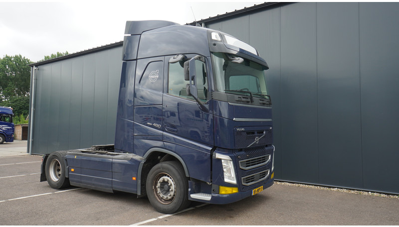 Volvo FH 460 GLOBETROTTER EURO 6 629.000KM - Cabeza tractora: foto 4 Volvo FH 460 GLOBETROTTER EURO 6 629.000KM - Cabeza tractora: foto 4