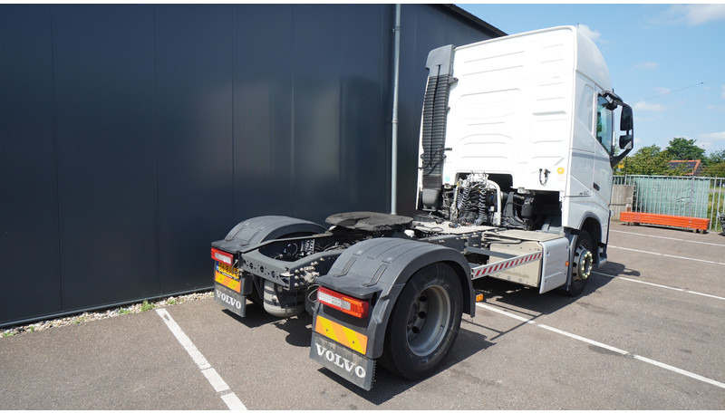 Volvo FH420 4X2 ADR EURO6 - Cabeza tractora: foto 4 Volvo FH420 4X2 ADR EURO6 - Cabeza tractora: foto 4