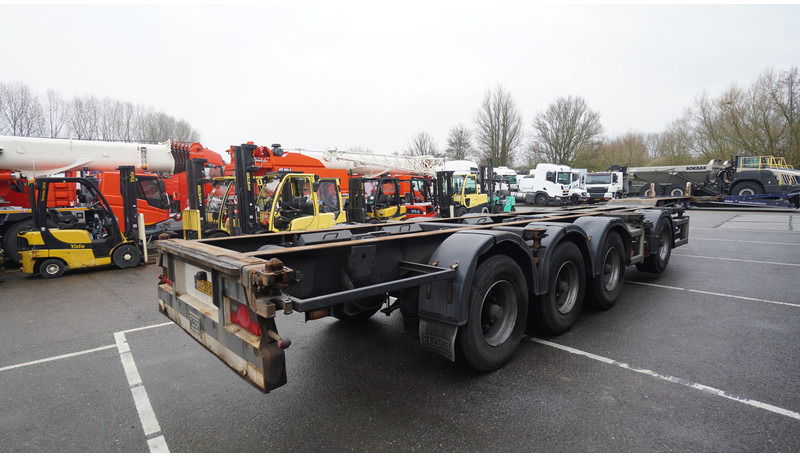 Floor 4 AXLE BREAKER CONTAINER TRAILER - Semirremolque portacontenedore/ Intercambiable: foto 5 Floor 4 AXLE BREAKER CONTAINER TRAILER - Semirremolque portacontenedore/ Intercambiable: foto 5