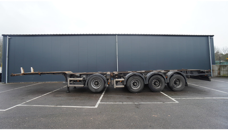 Floor 4 AXLE BREAKER CONTAINER TRAILER - Semirremolque portacontenedore/ Intercambiable: foto 1 Floor 4 AXLE BREAKER CONTAINER TRAILER - Semirremolque portacontenedore/ Intercambiable: foto 1