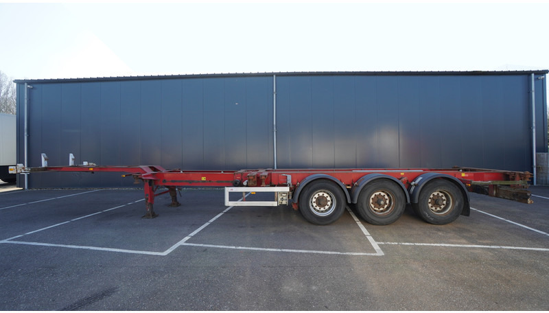 Renders 3 AXLE EXTENDABLE CONTAINER TRANSPORT TRAILER - Semirremolque portacontenedore/ Intercambiable: foto 1 Renders 3 AXLE EXTENDABLE CONTAINER TRANSPORT TRAILER - Semirremolque portacontenedore/ Intercambiable: foto 1