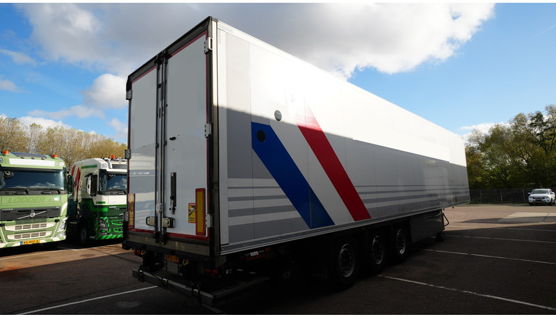Leasing de Schmitz Cargobull 3 AXLE FRIGO TRAILER WITH THERMO KING BI-TEMP Schmitz Cargobull 3 AXLE FRIGO TRAILER WITH THERMO KING BI-TEMP: foto 7