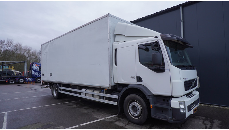 Volvo FE 280 CLOSED BOX 354.000KM MANUAL GEARBOX - Camión caja cerrada: foto 4 Volvo FE 280 CLOSED BOX 354.000KM MANUAL GEARBOX - Camión caja cerrada: foto 4
