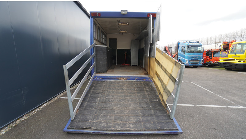 Volvo FL 6-9 HORSE TRANSPORT 341.000KM MANUAL GEARBOX - Camión para caballos: foto 5 Volvo FL 6-9 HORSE TRANSPORT 341.000KM MANUAL GEARBOX - Camión para caballos: foto 5
