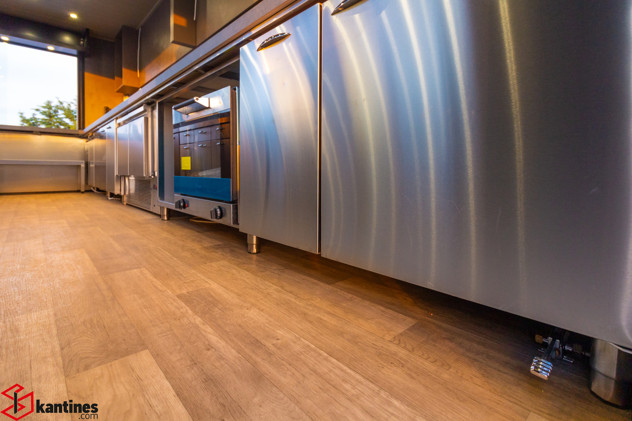 Remolque venta ambulante Skretas Box XXL Size: foto 19 Remolque venta ambulante Skretas Box XXL Size: foto 19