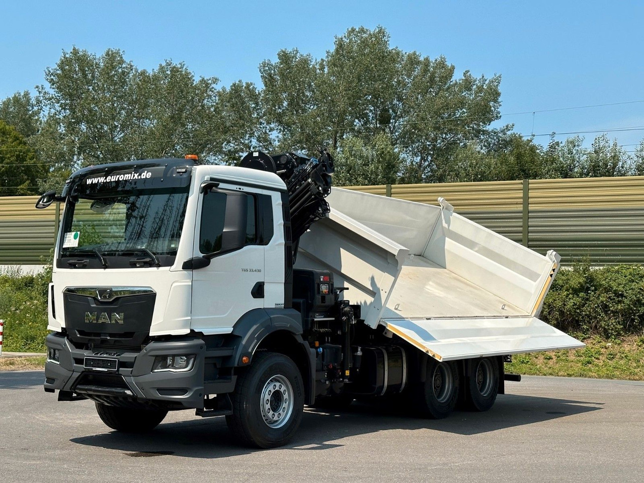 Camión volquete, Camión grúa MAN TGS 33.440 6x4 /3-Seiten- Kipper /  HIAB 228-6: foto 18