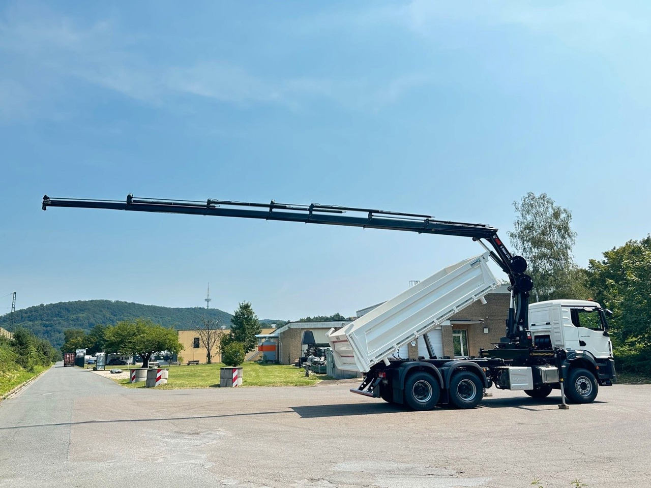 Camión volquete, Camión grúa MAN TGS 33.440 6x4 /3-Seiten- Kipper /  HIAB 228-6: foto 7