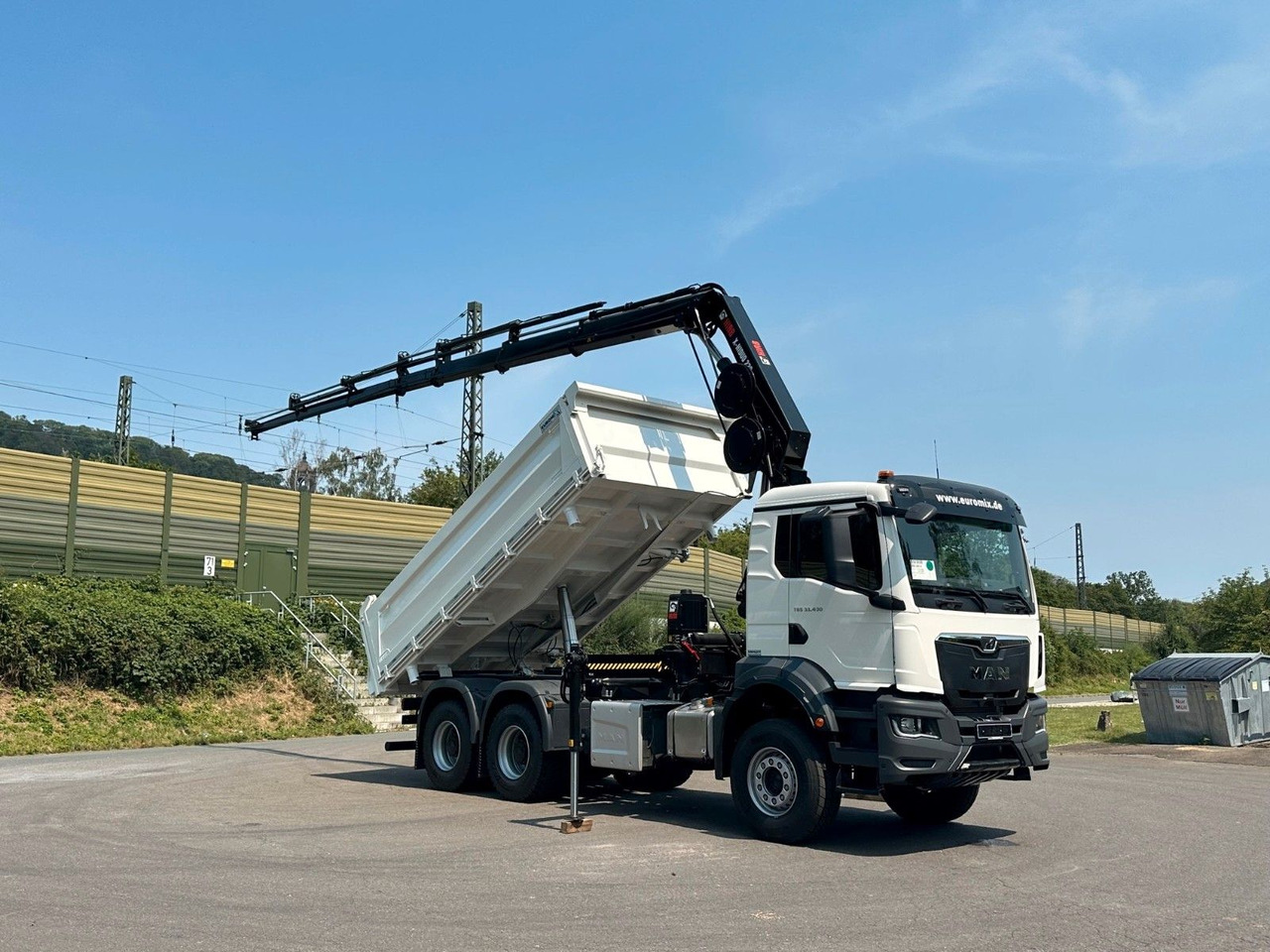 Camión volquete, Camión grúa MAN TGS 33.440 6x4 /3-Seiten- Kipper /  HIAB 228-6: foto 9
