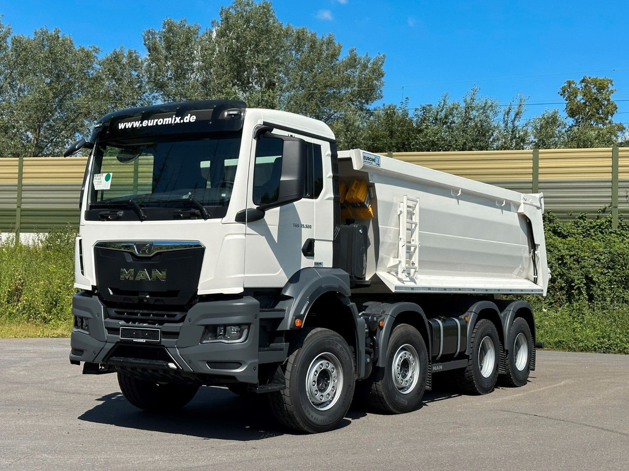 MAN TGS 37.480 8x4 EuromixMTP Mulden Kipper - Camión volquete: foto 1 MAN TGS 37.480 8x4 EuromixMTP Mulden Kipper - Camión volquete: foto 1