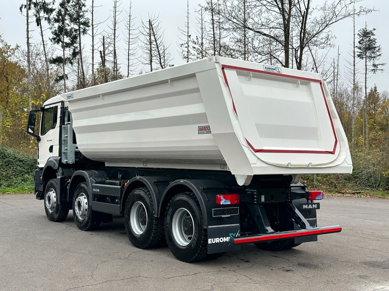 MAN TGS 41.400 8x4 / EUROMIX MTP 20m³/ EURO2 Kipper - Camión volquete: foto 3 MAN TGS 41.400 8x4 / EUROMIX MTP 20m³/ EURO2 Kipper - Camión volquete: foto 3