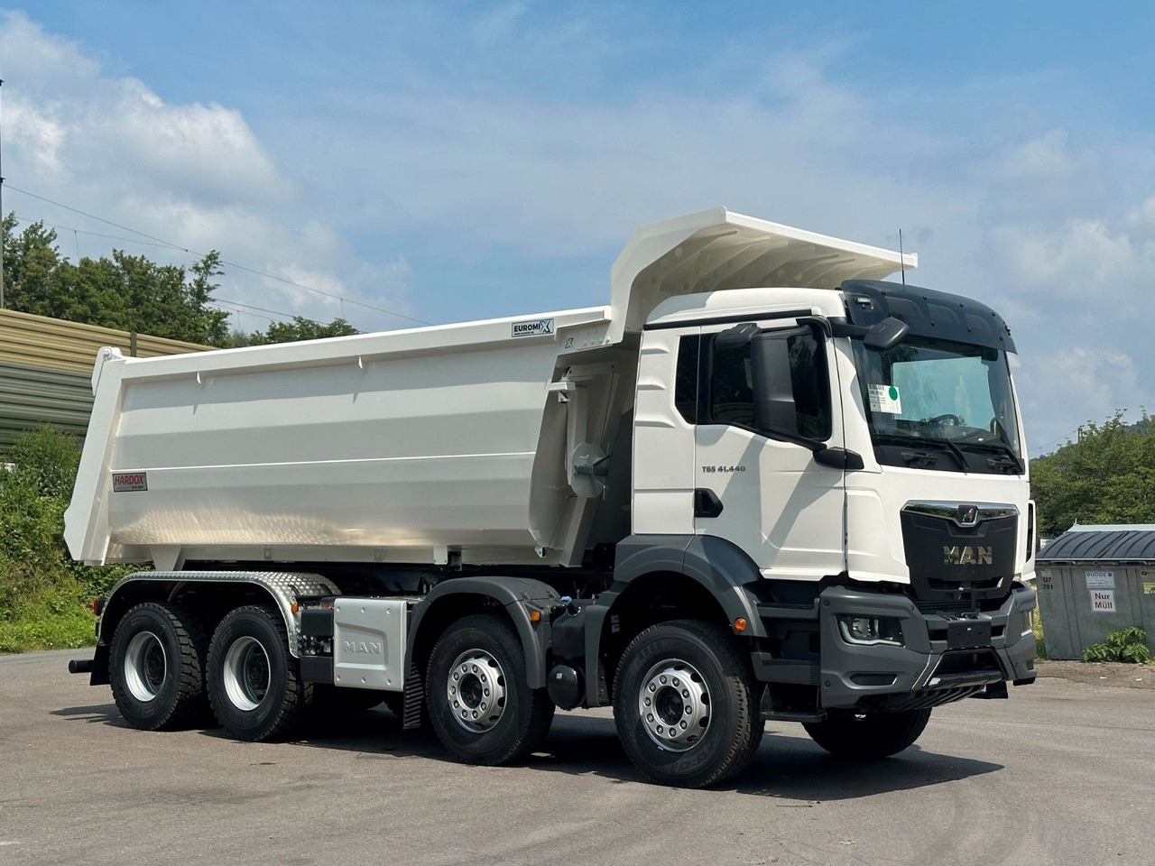 MAN TGS 41.440 8x4 EuromixMTP Mulden-Kipper - Camión volquete: foto 1 MAN TGS 41.440 8x4 EuromixMTP Mulden-Kipper - Camión volquete: foto 1