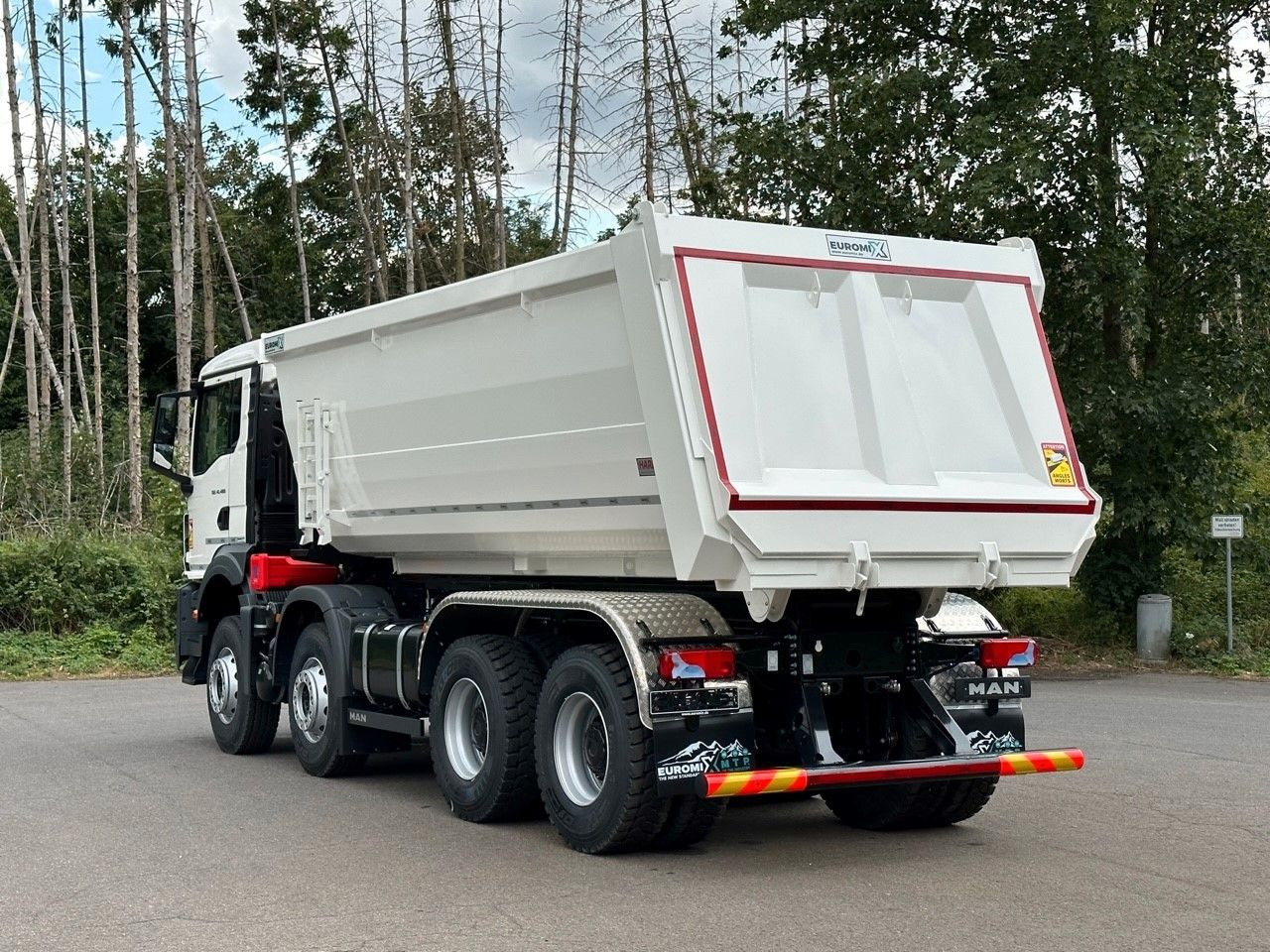MAN TGS 41.440 8x4 EuromixMTP Mulden-Kipper - Camión volquete: foto 5 MAN TGS 41.440 8x4 EuromixMTP Mulden-Kipper - Camión volquete: foto 5