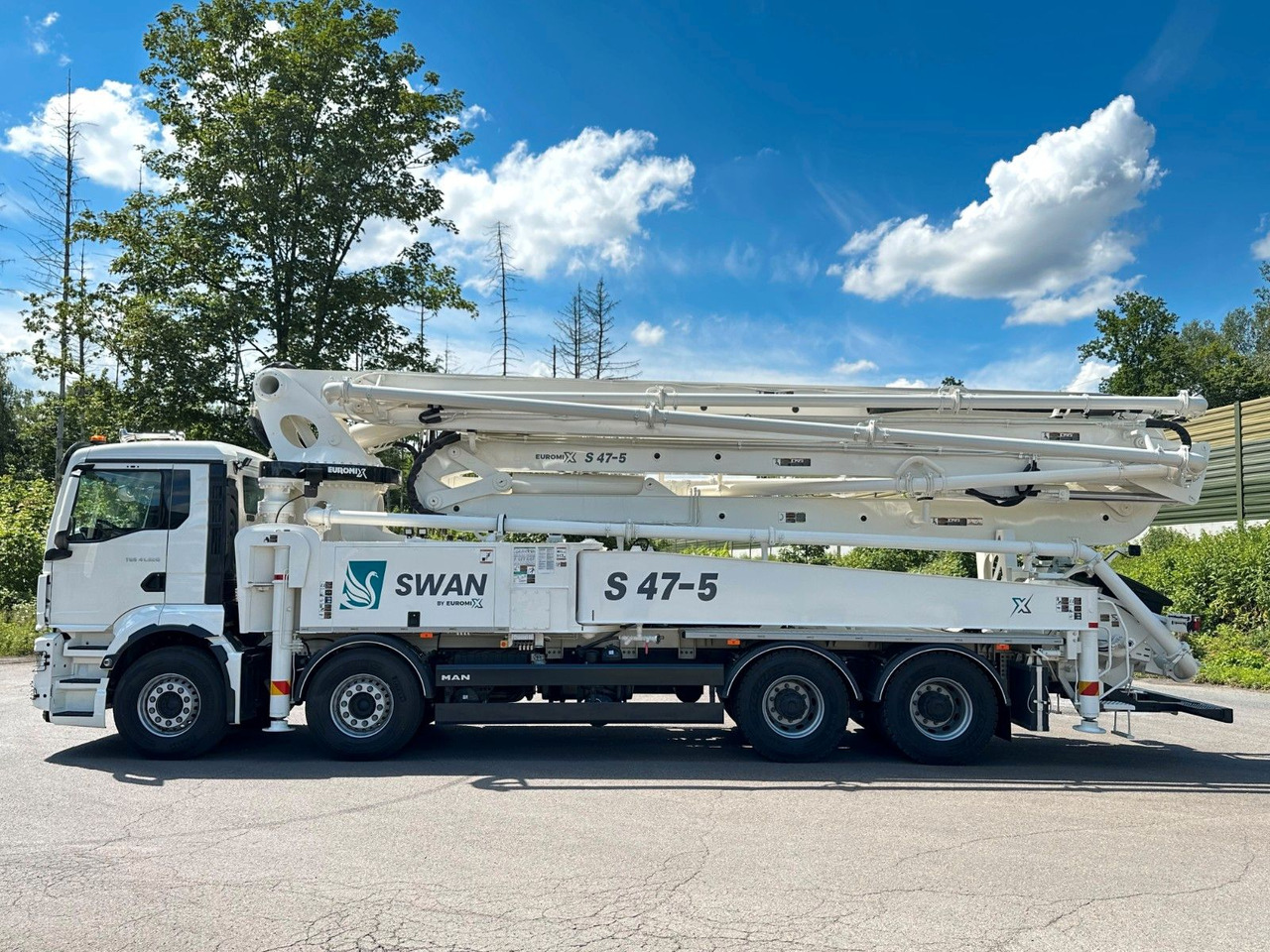 MAN TGS 41.520 8x4 SWAN TSP 47-5 160RZ ( 47m ) - Camión hormigonera: foto 3 MAN TGS 41.520 8x4 SWAN TSP 47-5 160RZ ( 47m ) - Camión hormigonera: foto 3