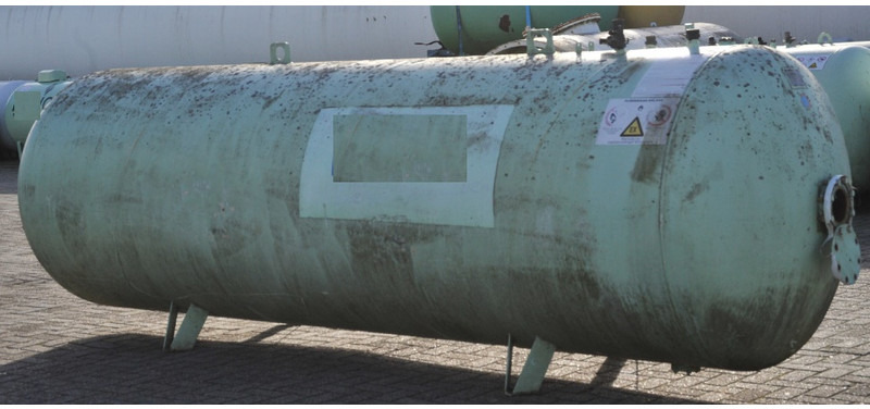 5000 L (2,5 ton) Gastank on trailer -Gas, Gaz, LPG, GPL, Propane, Butane tanks aboveground working pressure 15.6 bar Used tanks-Also available per single piece ID 1.005 - Depósito de combustible para Camión: foto 2 5000 L (2,5 ton) Gastank on trailer -Gas, Gaz, LPG, GPL, Propane, Butane tanks aboveground working pressure 15.6 bar Used tanks-Also available per single piece ID 1.005 - Depósito de combustible para Camión: foto 2