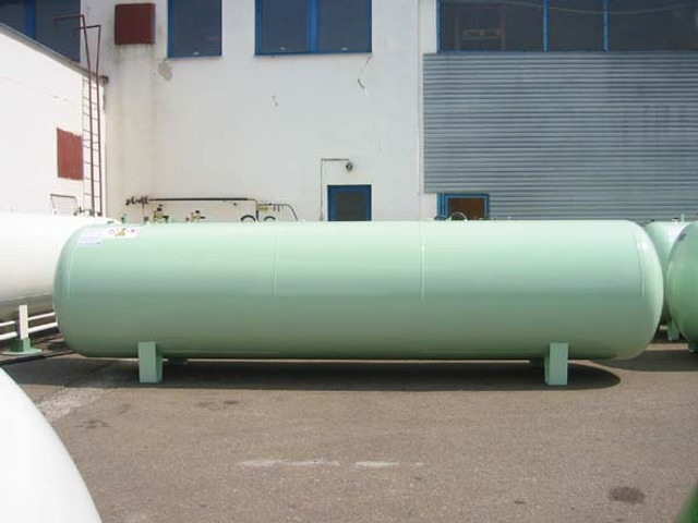 De Visser gastank Propaan/Butaan LPG tank 6400L (3,2 tons) Gas, Gaz, LPG Ø 1250 including tank fittings - Depósito de combustible: foto 3 De Visser gastank Propaan/Butaan LPG tank 6400L (3,2 tons) Gas, Gaz, LPG Ø 1250 including tank fittings - Depósito de combustible: foto 3
