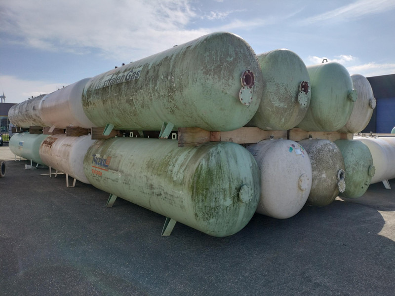 De Visser used 2700L & 4850L gastanks - Gas, Gaz, LPG, GPL, Propane, Butane tanks aboveground Used tanks - Depósito de combustible: foto 1 De Visser used 2700L & 4850L gastanks - Gas, Gaz, LPG, GPL, Propane, Butane tanks aboveground Used tanks - Depósito de combustible: foto 1