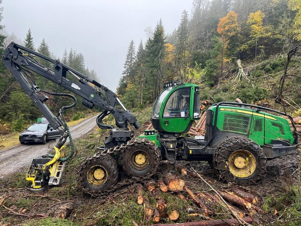 John Deere 1270 E - Procesadora forestal: foto 5 John Deere 1270 E - Procesadora forestal: foto 5
