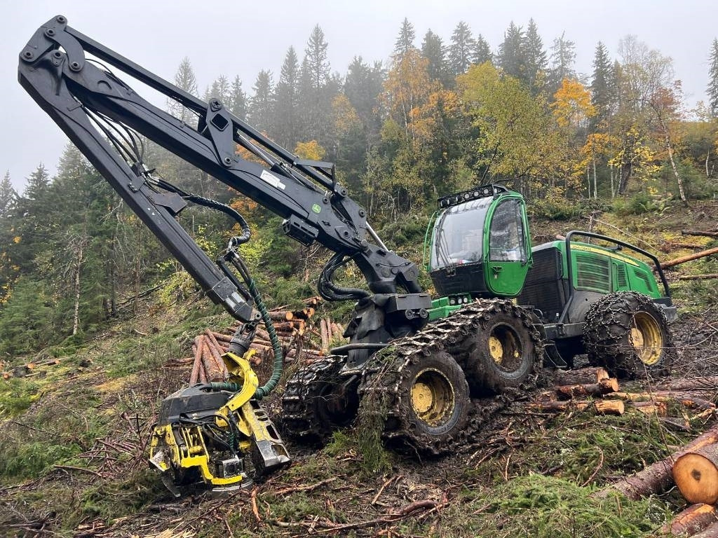 John Deere 1270 E - Procesadora forestal: foto 1 John Deere 1270 E - Procesadora forestal: foto 1