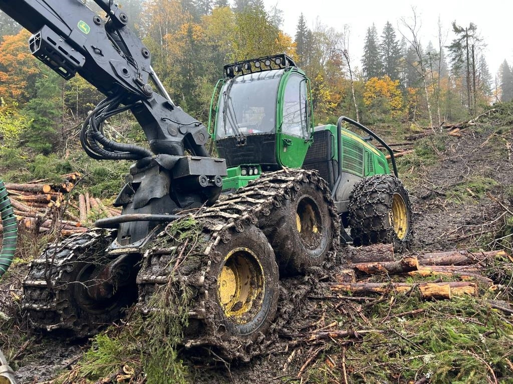 John Deere 1270 E - Procesadora forestal: foto 3 John Deere 1270 E - Procesadora forestal: foto 3