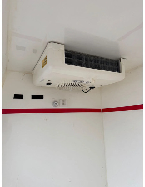 Ford Transit Custom **L2-EURO 6-AC/-30/+22/+4°C** - Furgoneta frigorifica: foto 5 Ford Transit Custom **L2-EURO 6-AC/-30/+22/+4°C** - Furgoneta frigorifica: foto 5