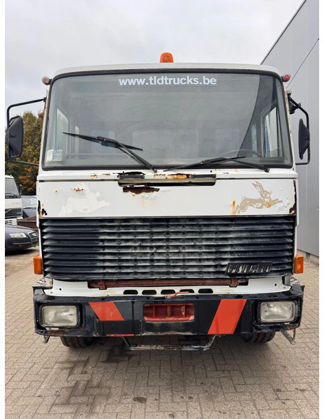 Iveco Turbotech 330.30 **6CYLINDER-WATERCOOLING-BIG AXXLES** - Camión volquete: foto 2 Iveco Turbotech 330.30 **6CYLINDER-WATERCOOLING-BIG AXXLES** - Camión volquete: foto 2