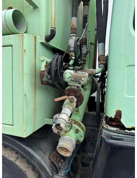 MAN F8 **32.291 8x4-6Cyl-BELGIAN TRUCK-BIG AXXLES** - Limpieza de alcantarillado: foto 5 MAN F8 **32.291 8x4-6Cyl-BELGIAN TRUCK-BIG AXXLES** - Limpieza de alcantarillado: foto 5