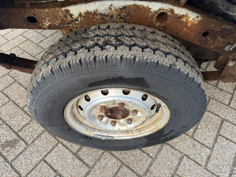 Mazda B-serie **B2200-DIESEL** - Coche: foto 5 Mazda B-serie **B2200-DIESEL** - Coche: foto 5