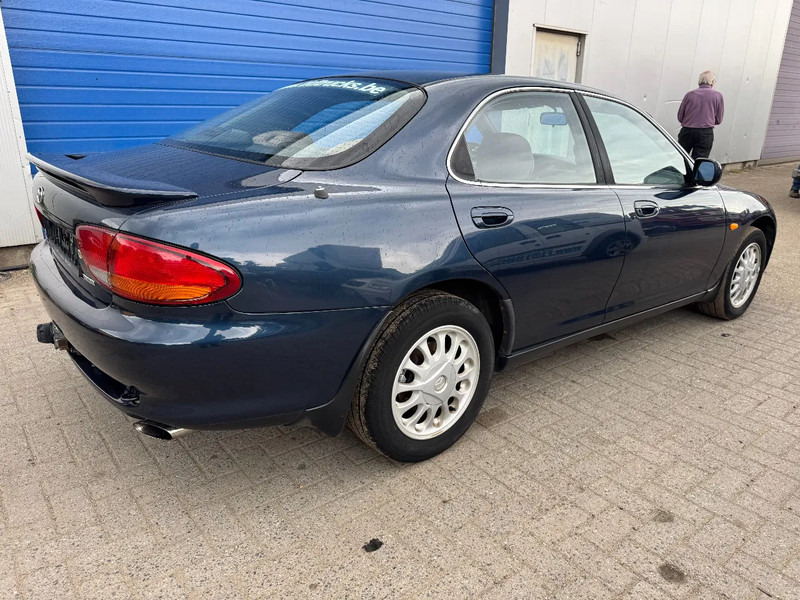 Mazda Xedos **XEDOS 6-2.0 V6-AC** - Sedan: foto 4 Mazda Xedos **XEDOS 6-2.0 V6-AC** - Sedan: foto 4
