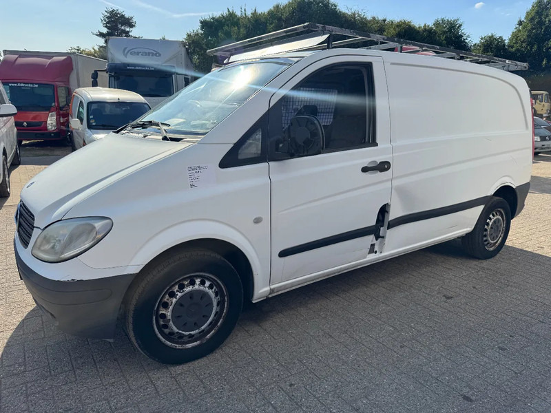 Mercedes-Benz Vito **109CDI** - Furgoneta pequeña: foto 1 Mercedes-Benz Vito **109CDI** - Furgoneta pequeña: foto 1