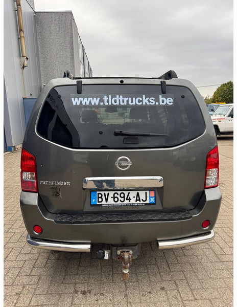 Nissan Pathfinder **AIRCO-EURO 3-7 SEATS** - Coche: foto 5 Nissan Pathfinder **AIRCO-EURO 3-7 SEATS** - Coche: foto 5