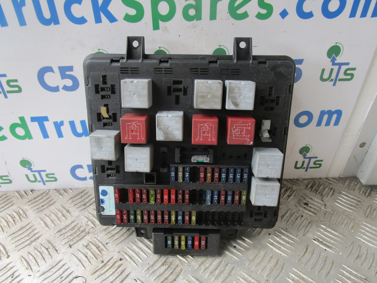 DAF CF 65 FUSEBOARD P/NO 153723110905 - Sistema eléctrico para Camión: foto 1 DAF CF 65 FUSEBOARD P/NO 153723110905 - Sistema eléctrico para Camión: foto 1