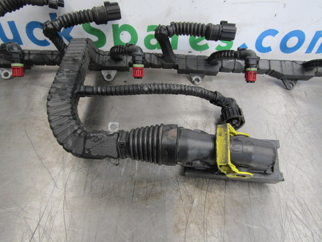 DAF XF 105 PACCAR INJECTOR/ECU HARNESS P/NO 1696501/00 - Sistema eléctrico para Camión: foto 1 DAF XF 105 PACCAR INJECTOR/ECU HARNESS P/NO 1696501/00 - Sistema eléctrico para Camión: foto 1