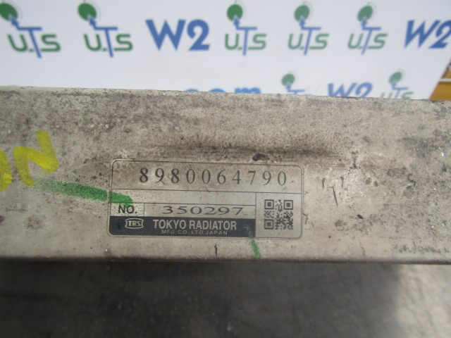 ISUZU NQR 5.2 INTERCOOLER 8980064790 - Motor y piezas para Camión: foto 3 ISUZU NQR 5.2 INTERCOOLER 8980064790 - Motor y piezas para Camión: foto 3