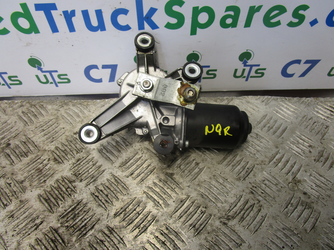 ISUZU NQR WIPER MOTOR P/NO 897361-3741 - Cabina e interior para Camión: foto 1 ISUZU NQR WIPER MOTOR P/NO 897361-3741 - Cabina e interior para Camión: foto 1