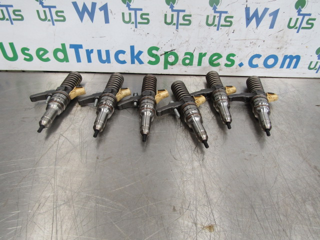 IVECO STRALIS CURSOR 10 INJECTORS P/NO 504287070/0414703008 - Procesamiento de combustible para Camión: foto 1 IVECO STRALIS CURSOR 10 INJECTORS P/NO 504287070/0414703008 - Procesamiento de combustible para Camión: foto 1