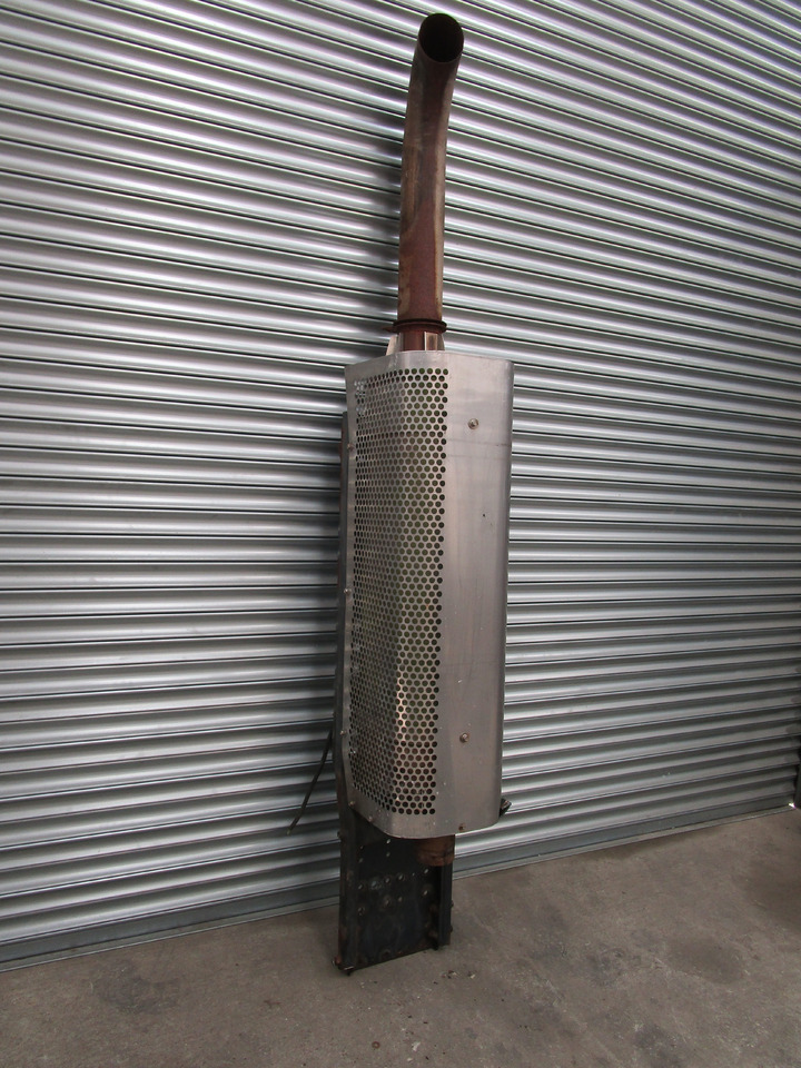 IVECO TREKKER CURSOR DPF / EXHAUST PART NO 4127-2370 - Silenciador/ Sistema de escape para Camión: foto 1 IVECO TREKKER CURSOR DPF / EXHAUST PART NO 4127-2370 - Silenciador/ Sistema de escape para Camión: foto 1