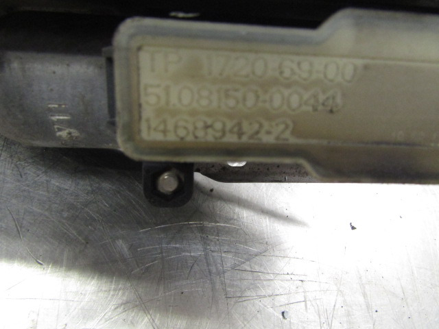 MAN TGL 180/210 ENGINE BRAKE P/NO 51.08150.0044 - Motor y piezas para Camión: foto 3 MAN TGL 180/210 ENGINE BRAKE P/NO 51.08150.0044 - Motor y piezas para Camión: foto 3